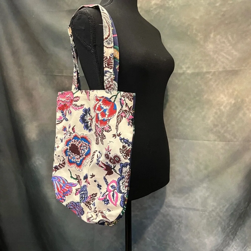 Tory Burch Happy Times‎ Floral Print Reversible Tote Bag Cream Navy Blue